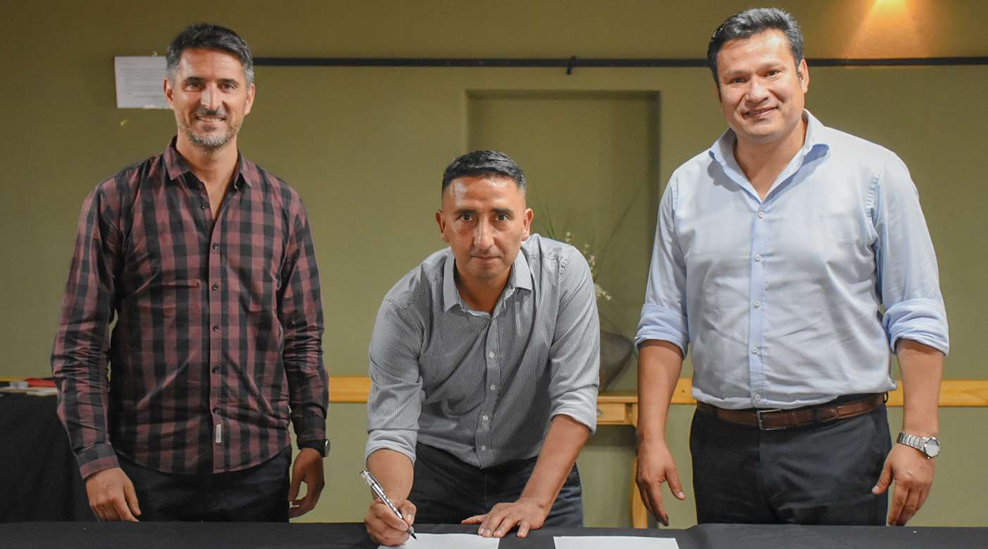 Firmaron convenios con el municipio de Piedra del Águila - Neuquén Informa
